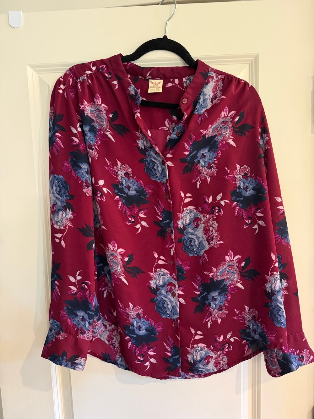 Faded Glory Burgundy Floral Button-Front Blouse